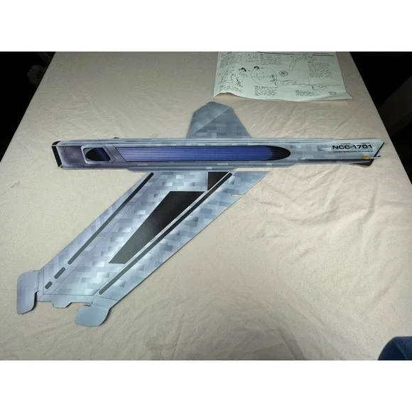 Star Trek "The Video Collection" U.S.S. Enterprise NCC-1701 Display Mobile 1988 - Picture 7 of 16